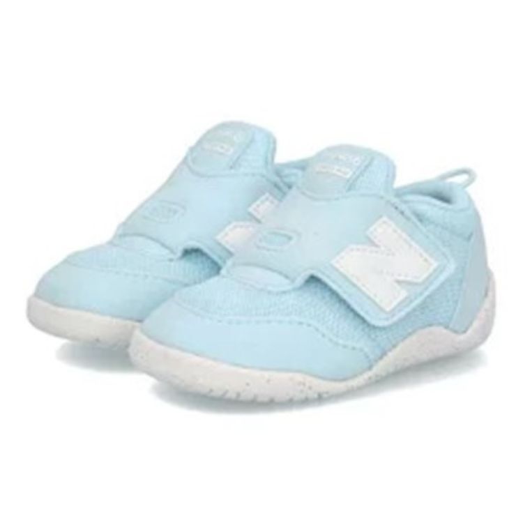 new balanceベビーシューズ
