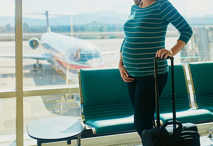 楽天市場 Mama S Life 医師監修 妊娠中 飛行機に乗れるのはいつからいつまで 妊婦や赤ちゃんへの影響を解説