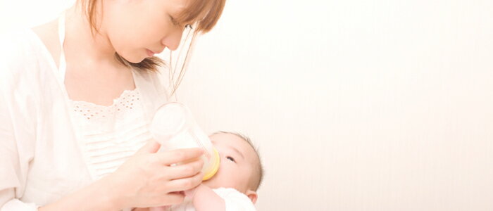 楽天ママ割 Mama S Life 新生児のミルク飲み過ぎのサインは 飲み過ぎる原因と対処法を解説 医師監修