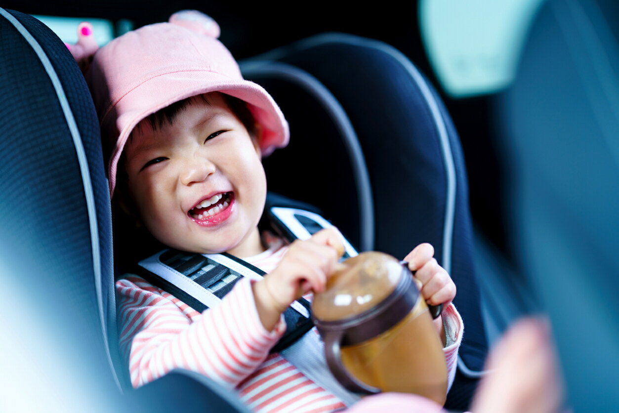 笑顔のご機嫌な赤ちゃん