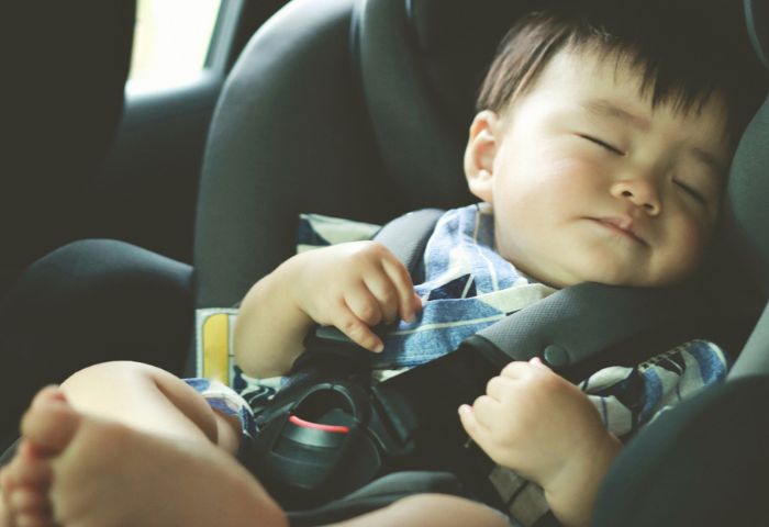 タクシーでチャイルドシートは必要？赤ちゃんと乗車する際の安全対策