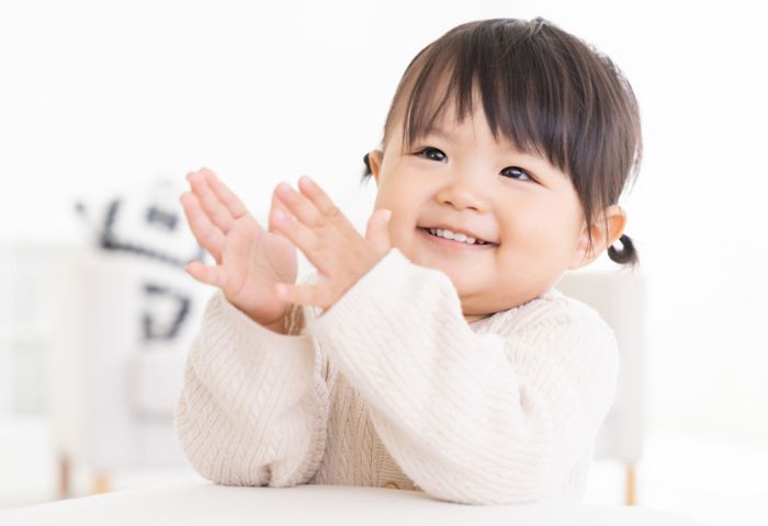 1歳半の言葉の発達目安は？遅い理由や発達を促す方法