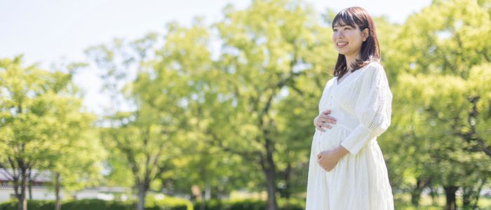 野原と妊婦