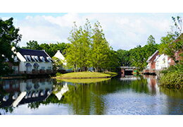 森と湖に抱かれたコテージ。ハウステンボス「フォレストヴィラ」で別荘体験