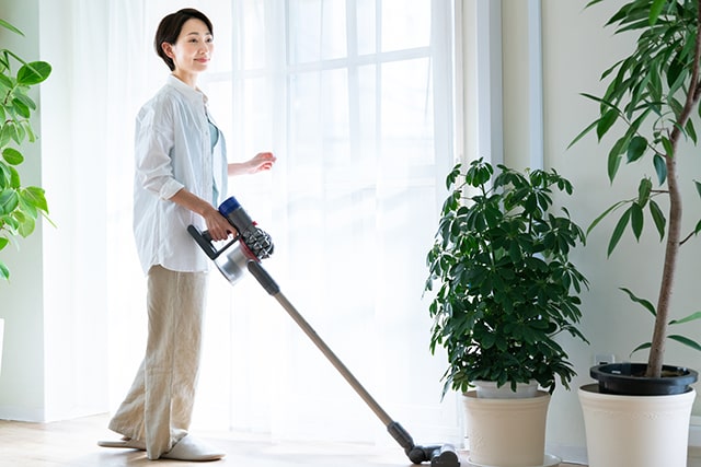 掃除機が安い時期はいつ？買い替えの時期や寿命のサインもご紹介