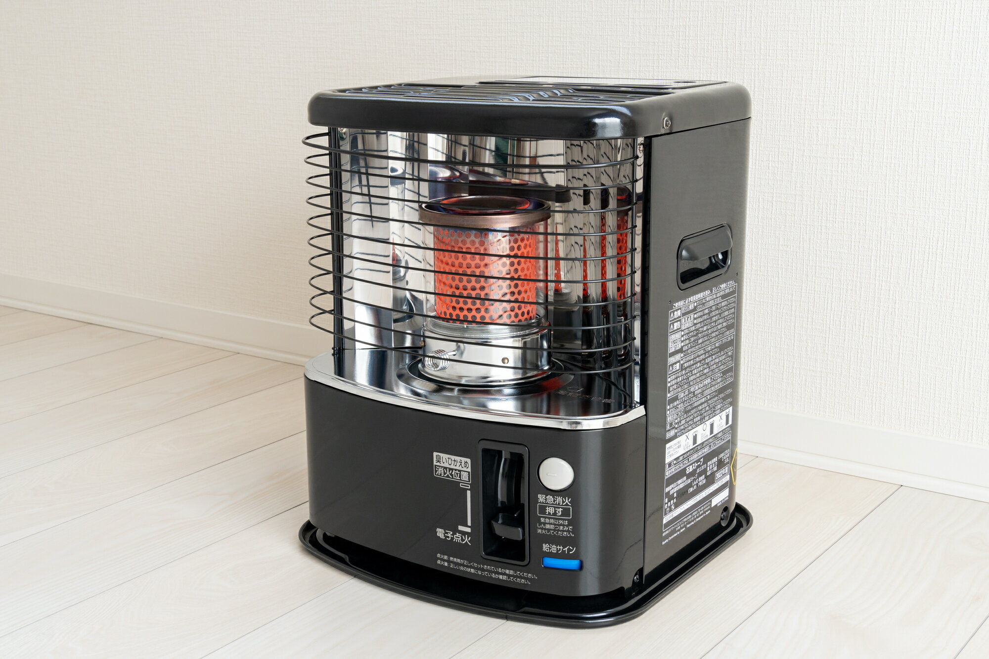 石油ストーブと石油ファンヒーターとの違いは？