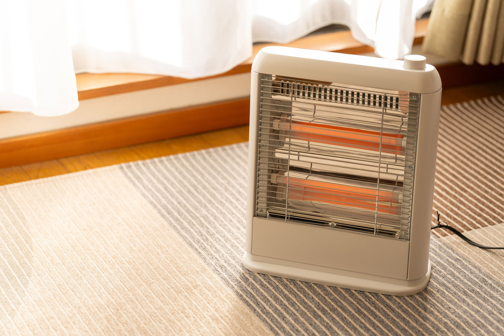 おしゃれな電気ストーブ12選！レトロでかわいいデザインのモデルも