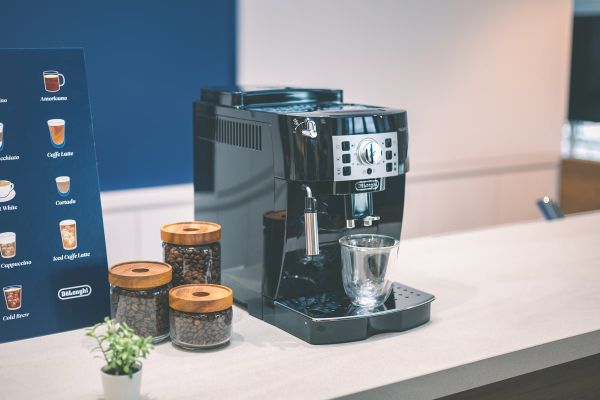 楽天市場】家電特集｜デロンギの全自動コーヒーマシン『マグニフィカS