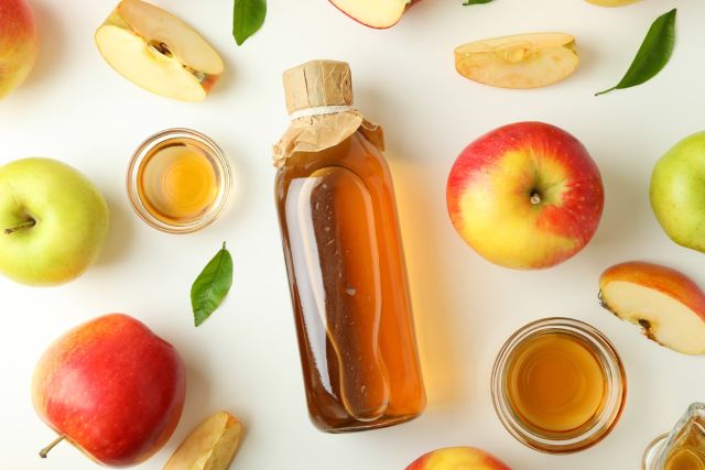ダイエットにりんご酢は効果的？おすすめの飲み方や飲むタイミング、健康効果を徹底解説