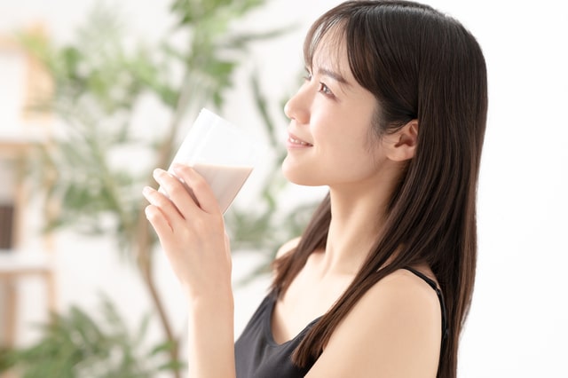 ダイエットにおすすめのホエイプロテイン9選！選び方や飲むタイミングも解説