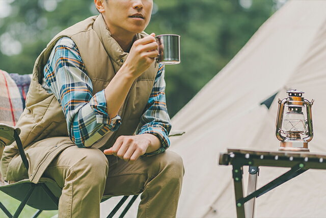 キャンプの服装を季節ごとにご紹介！メンズやレディース、子ども向けのアイテムも