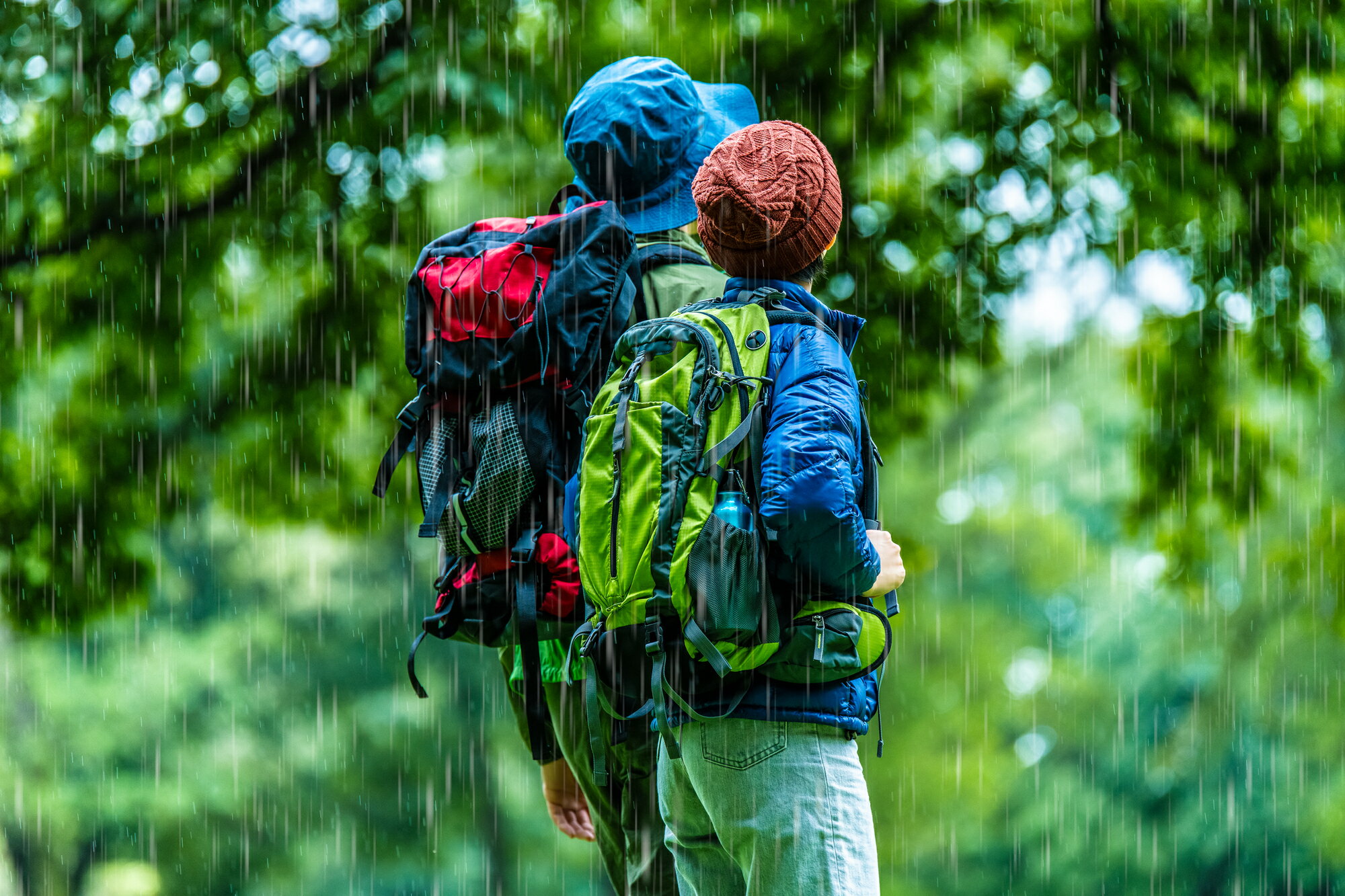 雨キャンプの楽しみ方は？おすすめのテント・タープや雨対策を紹介