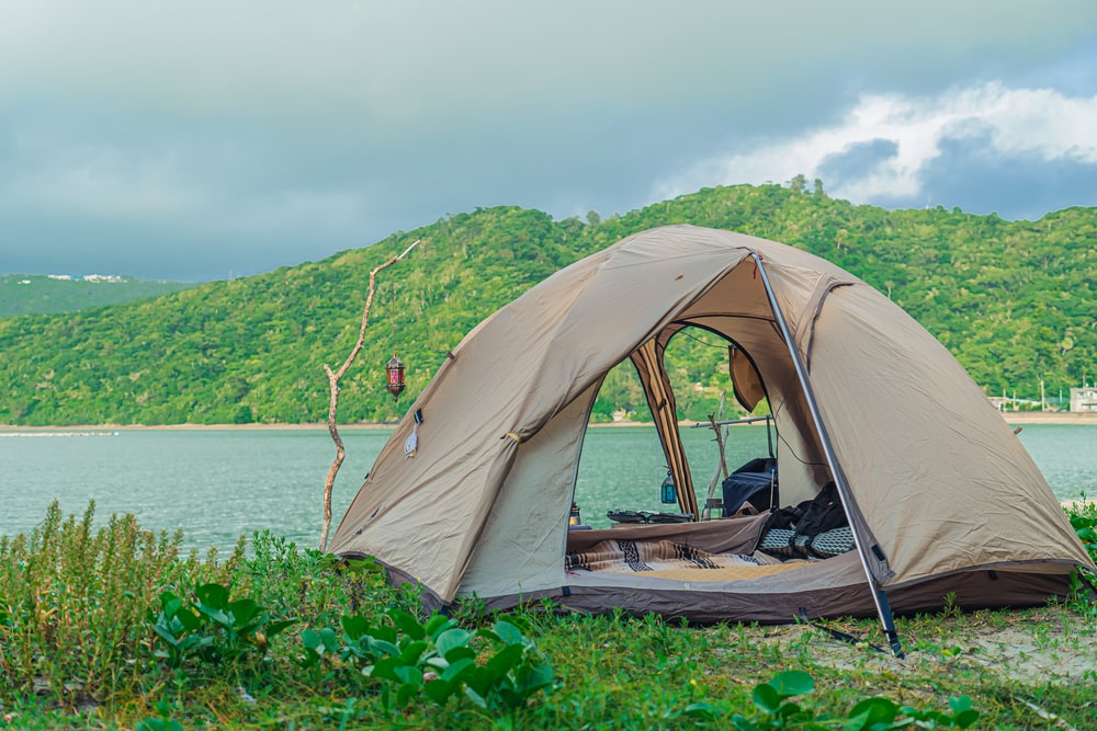 ドームテントとは？