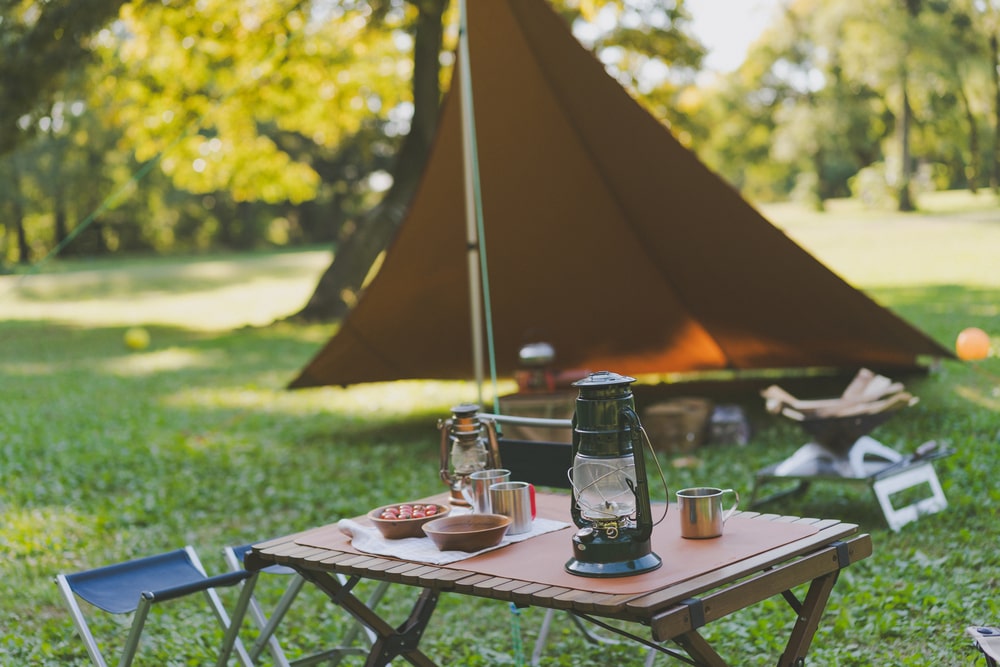 キャンプ・アウトドアテーブルの特徴とは？