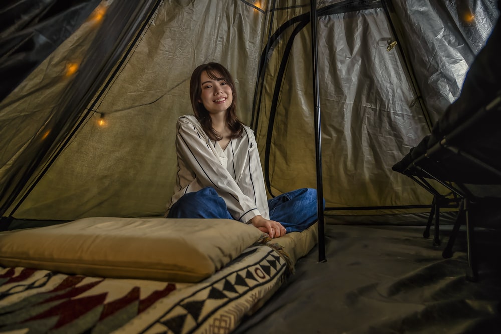 キャンプ用ベッド（コット）とは