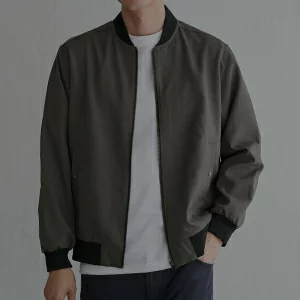 ブルゾン・ジャンパー