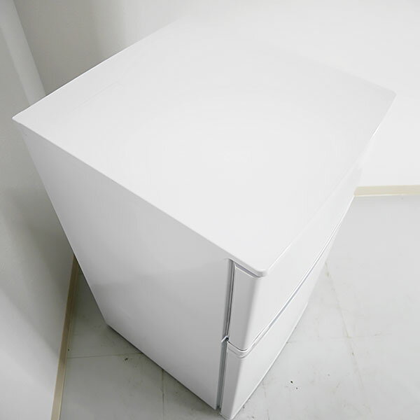 送料無料】ユーイング冷蔵庫 2018年製 90L UR-D90J 250831 送料無料】ユーイング冷蔵庫 2018年製 90L UR-D90J 250831