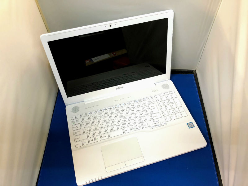 富士通｜FUJITSU FMVA50C2WP ノートパソコン LIFEBOOK ライフブック プレミアムホワイト 15.6型 /Windows10 Home /intel Core i7 /Office HomeandBusiness /メモリ：4GB /HDD：1TB /2018年6月モデル