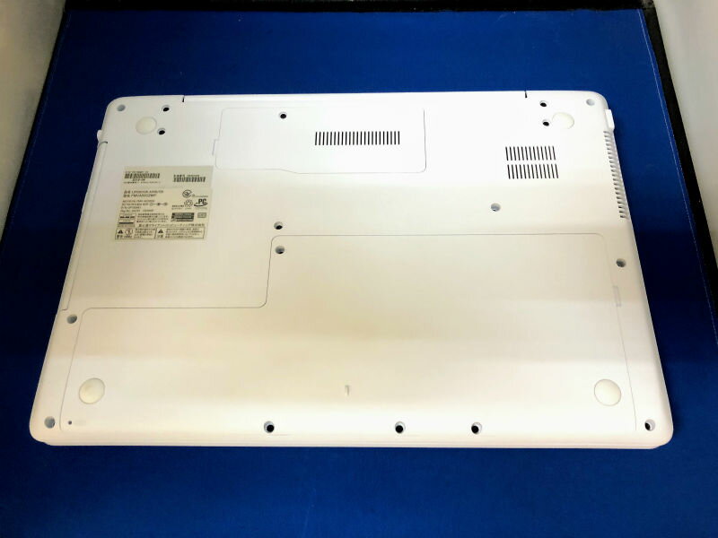富士通｜FUJITSU FMVA50C2WP ノートパソコン LIFEBOOK ライフブック プレミアムホワイト 15.6型 /Windows10 Home /intel Core i7 /Office HomeandBusiness /メモリ：4GB /HDD：1TB /2018年6月モデル