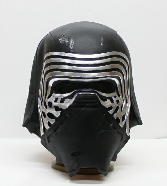 Takara Tomy - カイロ・レン　スター・ウォーズ ブラックシリーズ ボイスチェンジャーヘルメット Amazon.co.jp: スター・ウォーズ ブラックシリーズ ボイス