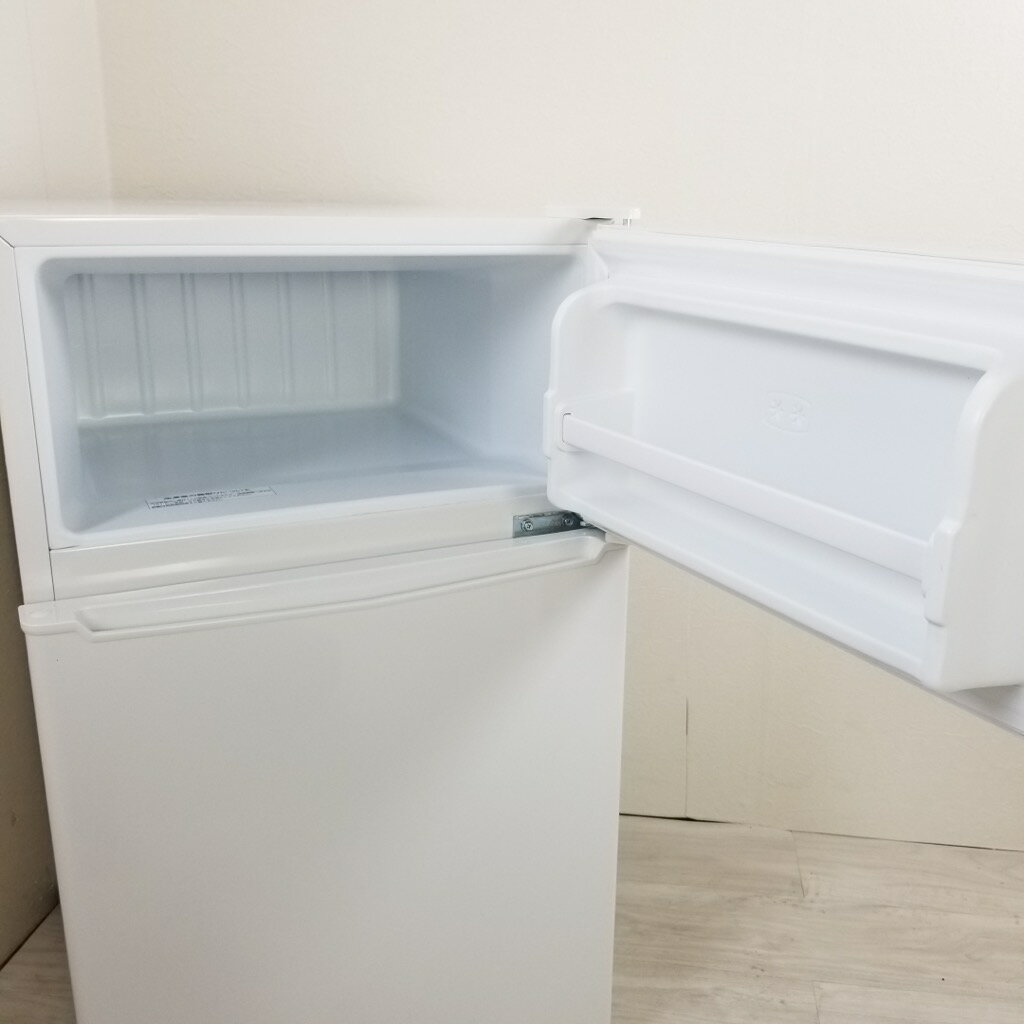 楽天市場】ツインバード アマダナ 2ドア冷蔵庫 86L AT-HR11-W ホワイト 楽天市場】ツインバード アマダナ 2ドア冷蔵庫 86L AT-HR11-W ホワイト