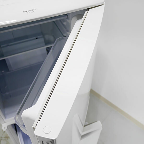 【急募‼️】値下げ！！SHARP SJ-14X-W つけかえどっちもドア 冷蔵庫 手渡し可能 つけかえどっちもドア | 冷蔵庫：シャープ