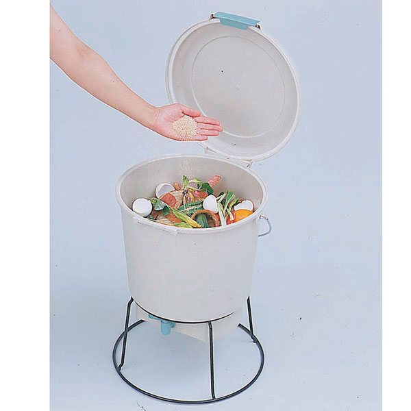 アイリスオーヤマ 生ゴミ発酵器 EM-18 ベージュ