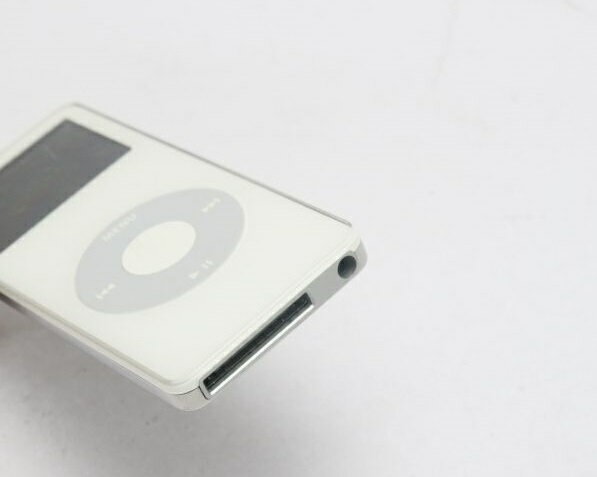 ◆未開封◆APPLE iPod nano ◆2GB PA004J/A◆ホワイト s-l400.jpg