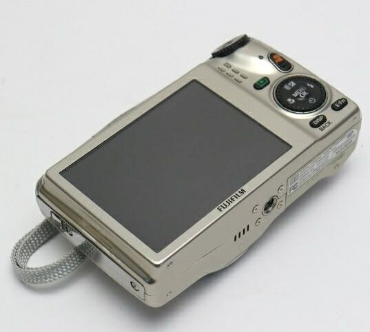 FUJIFILM FinePix F900EXR