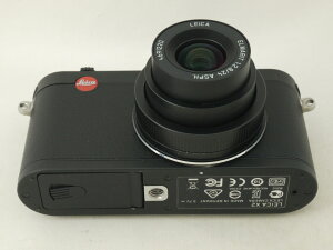 LEICA X2