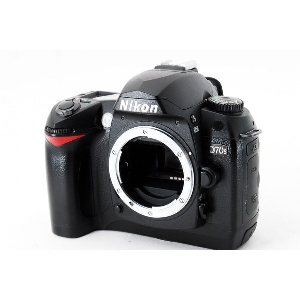NIKON D70S