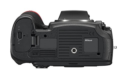 NIKON D810