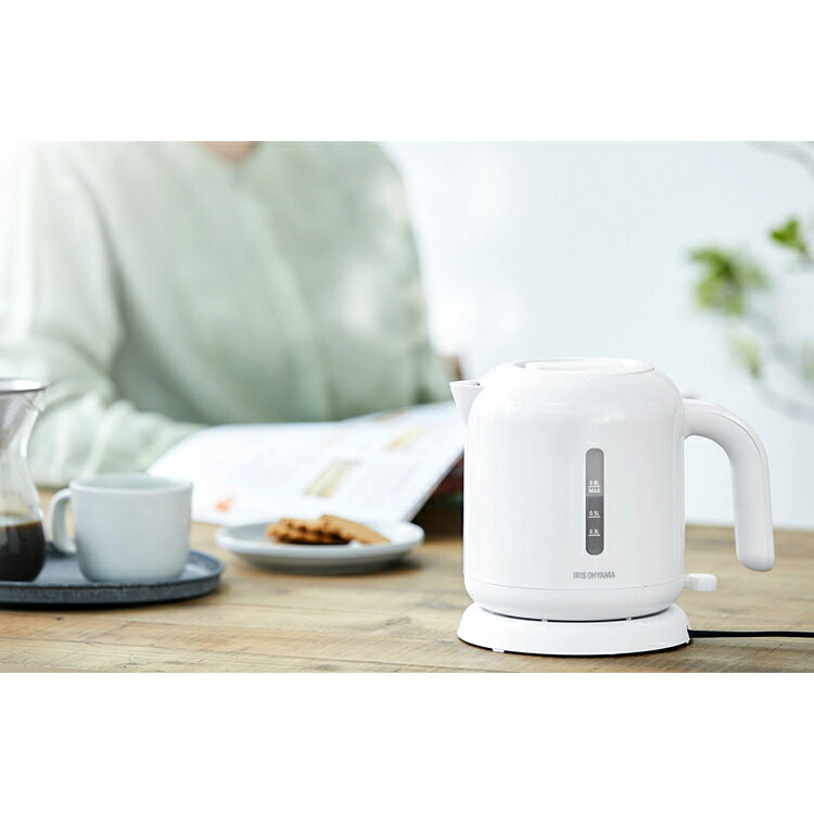 IRIS 電気ケトル IKEB-800-W
