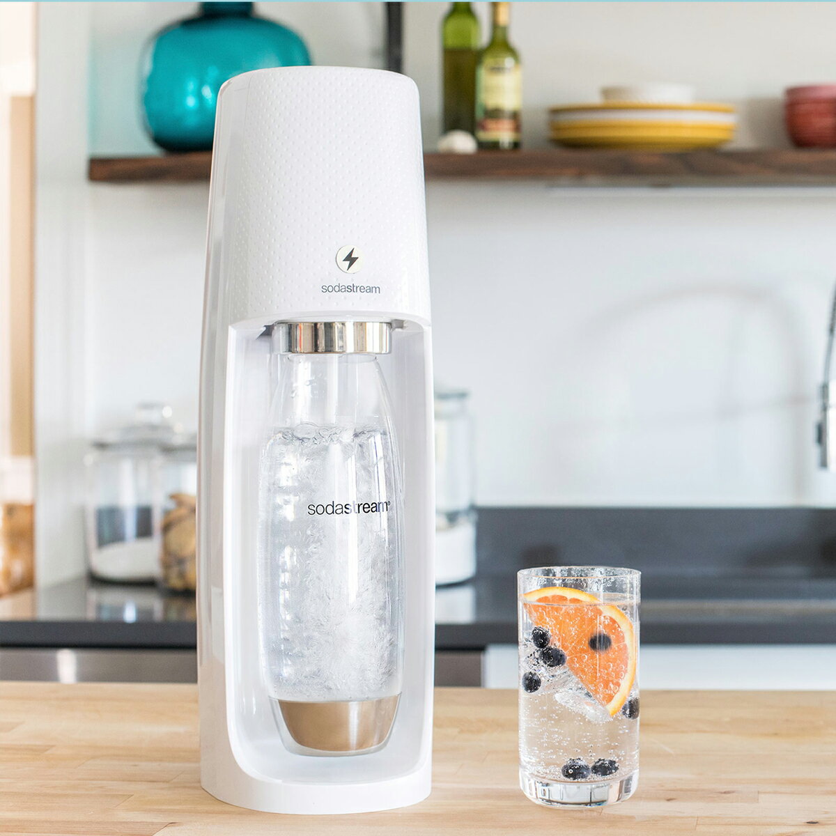 新品【ソーダストリーム】スピリットワンタッチSSM1079 炭酸水メーカー ソーダストリーム スピリット ワンタッチ スターターキット SSM1079を