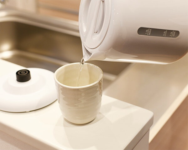 YAMAZEN 電気ケトル 1.0L ホワイト DKE-100-W