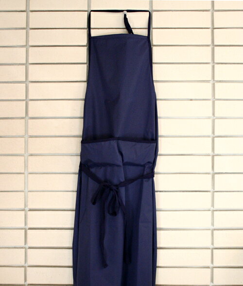 廃番品 新品 有元葉子 ナイロンエプロン 楽天市場】東興 有元葉子さんのエプロン ナイロン 紺 | 価格比較