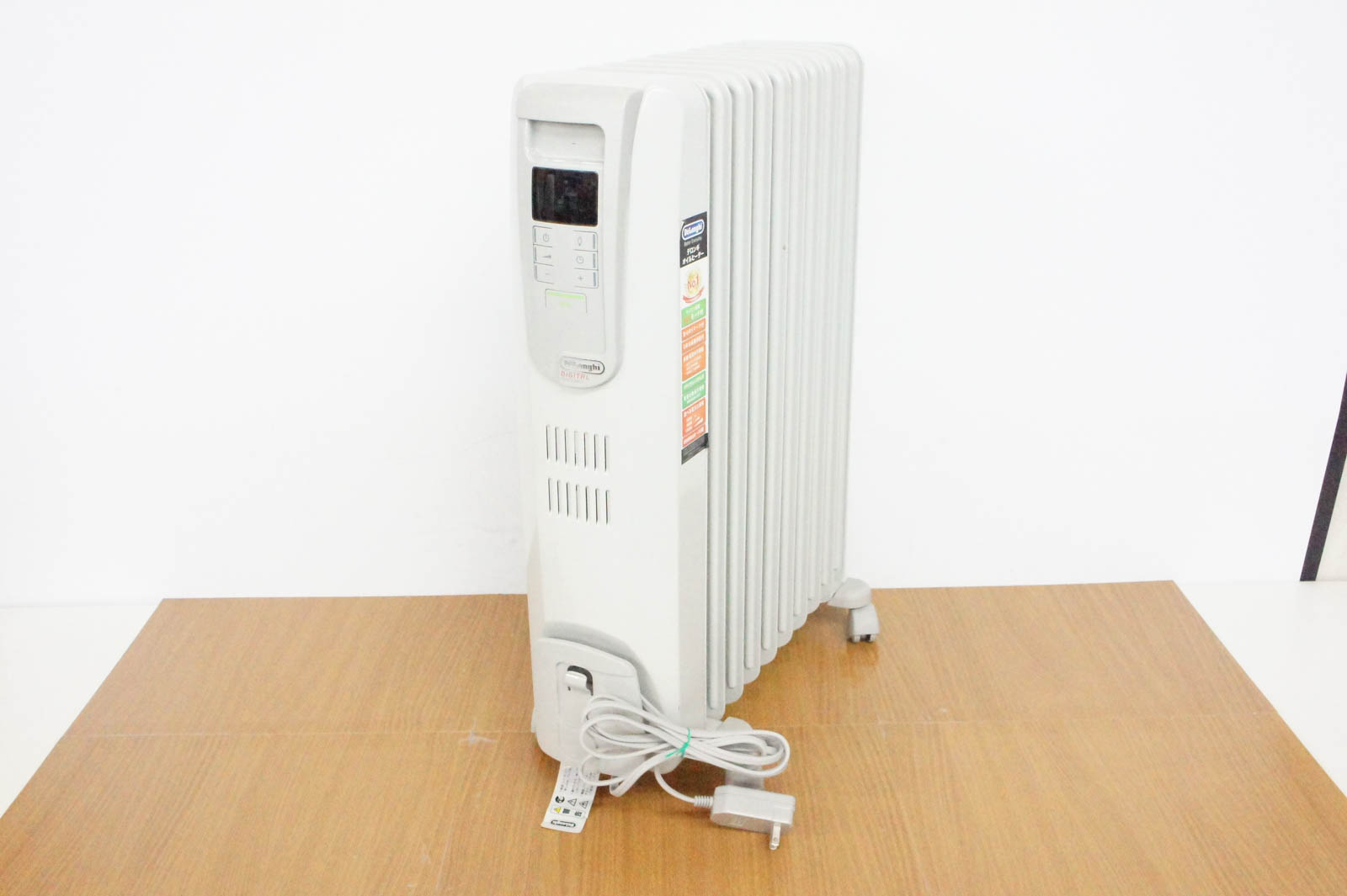 楽天市場】デロンギ・ジャパン DeLonghi オイルヒーター TDD0712W