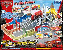 楽天市場】タカラトミー カーズ 世界を走れ！大きなアクション