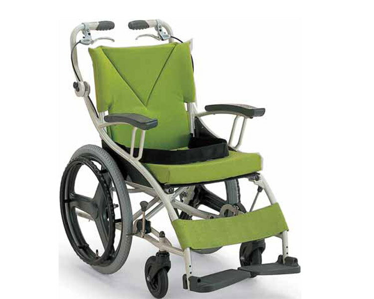 楽天市場】カワムラサイクル 歩行車いす 18インチ 若葉色 AY18-38