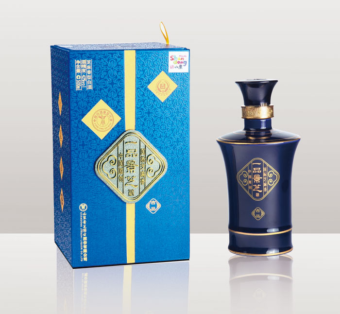 中国白酒 一品景芝 1957記念版（500ml✖️２本）専用バッグ付き） 楽天市場】贅沢極品中国一品景芝吉品42度芝麻香型 ごまの香型 | 価格