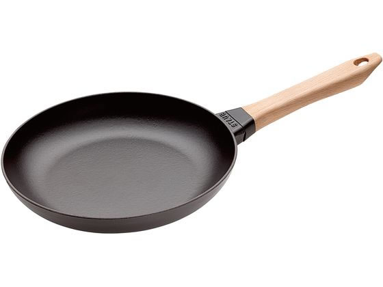 staub ストウブ ウッドハンドルフライパン 28cm プロユース 業務用 として販売されている国内正規販売ルートの商品です。家庭用に付属されている生涯保証書 シ…