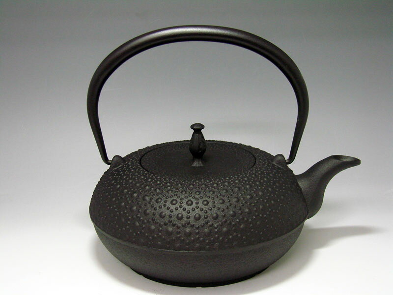 岩鋳 南部鉄器 鉄瓶 黒焼付 14型 平六 アラレ 急須 金属工芸 未使用品