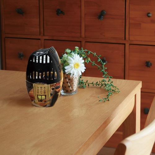 お部屋の消臭力 炭と白檀 400ml