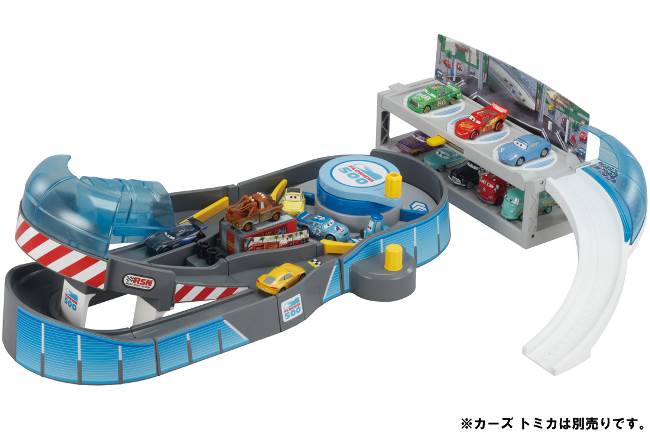楽天市場】タカラトミー ディズニー カーズ トミカ まわしてレーシング