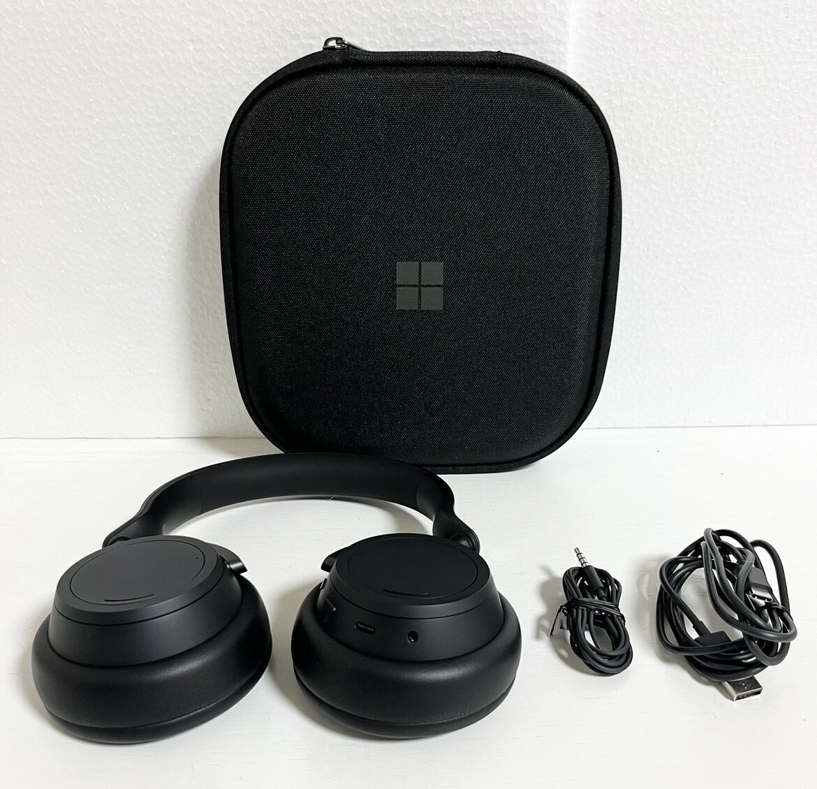 【美品】Microsoft Surface Headphones 2 ブラック 楽天市場】日本マイクロソフト Microsoft SURFACE Headphones 2