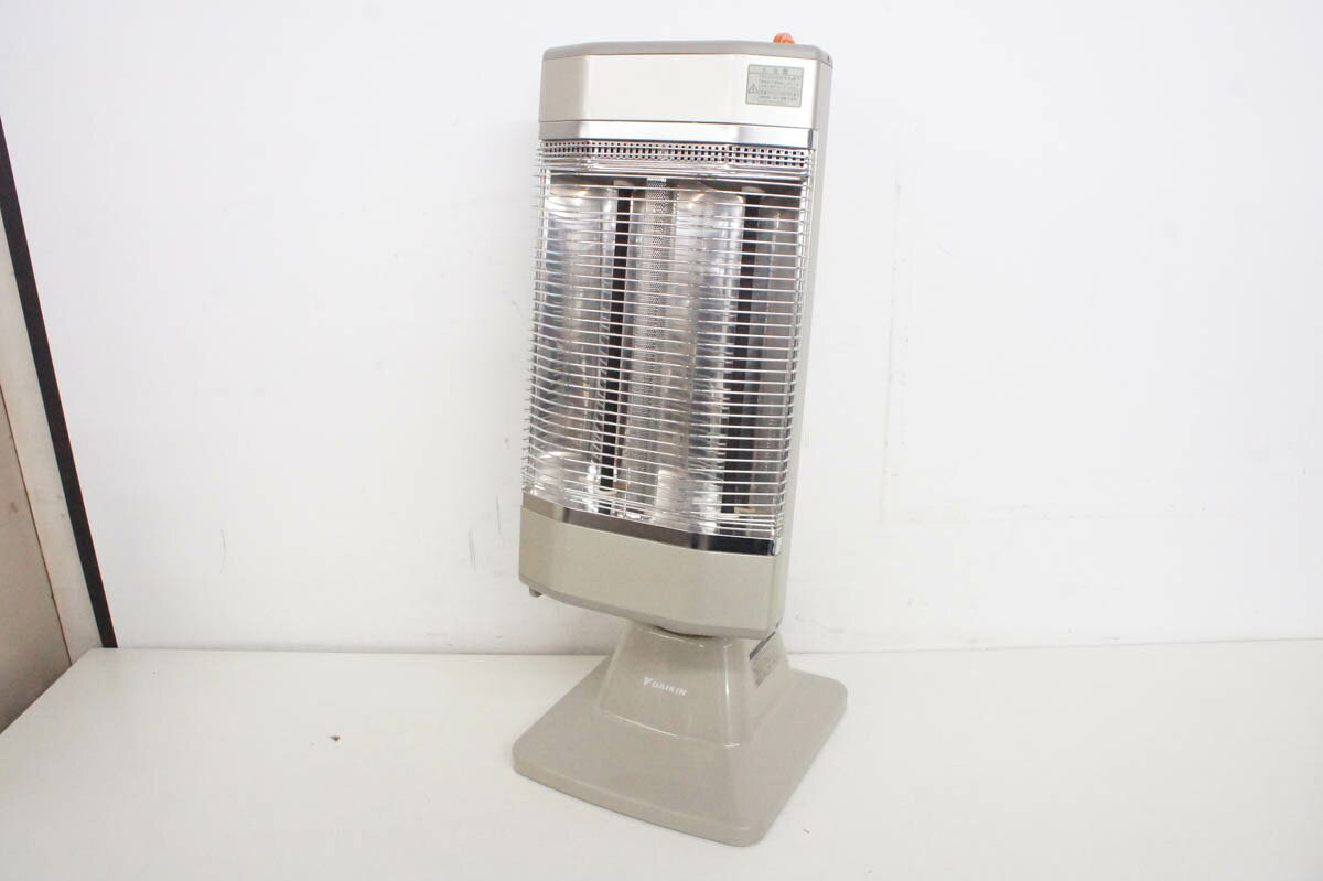 楽天市場】ダイキン工業 DAIKIN セラムヒート 遠赤外線暖房機 ERFT11XS