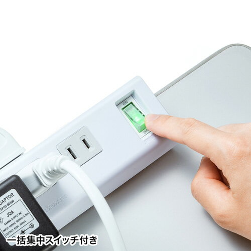サンワサプライ 便利タップ クランプ固定式 ホワイト TAP-B53W