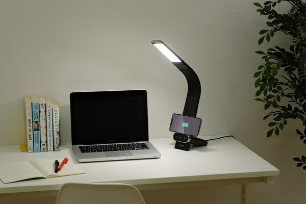 IRIS LEDデスクライトQi充電シリーズ 平置きタイプ 調光/調色 ブラック LDL-QLDL-B