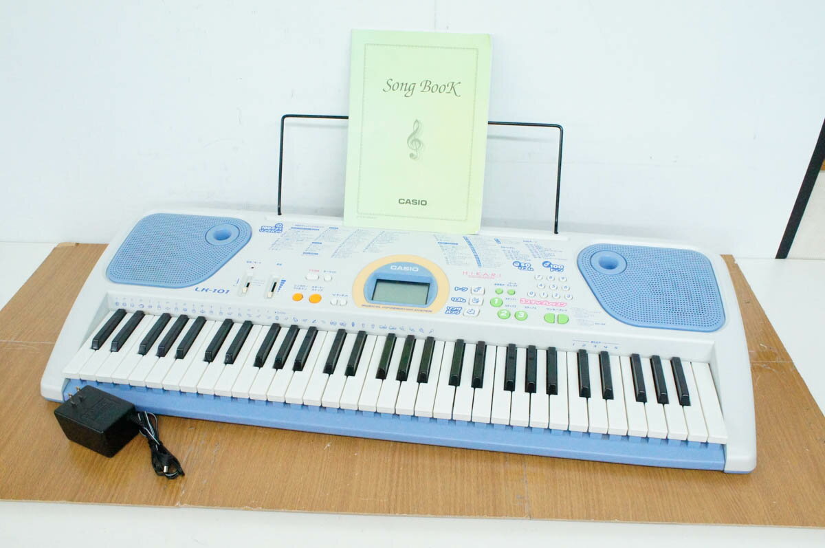 CASIO LK-105 シンセサイザー 61鍵 CASIO LK-105 シンセサイザー 61鍵
