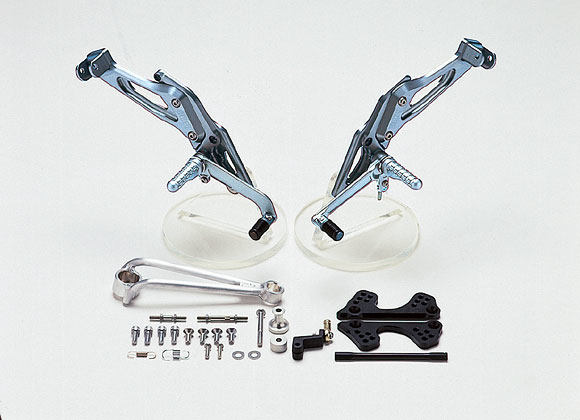 PMC (ピーエムシー) セミバックステップ CB400F PMC(ピーエムシー) セミバックステップ CB400F : バイク・車